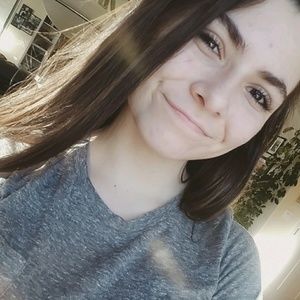 Meet your Posher, Haley